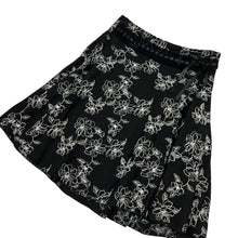 Load image into Gallery viewer, Women's Costa Blanca USA Made Floral Skirt - Size S
