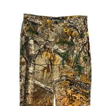 Load image into Gallery viewer, Realtree Camo Denim Jeans - Size 33&quot;
