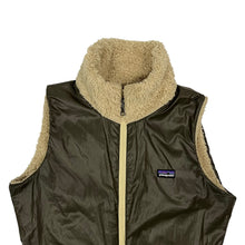 Load image into Gallery viewer, Women&#39;s Patagonia Reversible Deep Pile Fleece Vest - Size S
