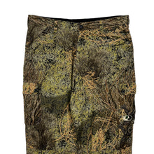 Load image into Gallery viewer, Mossy Oak Bush Camo Pants - Size 38"
