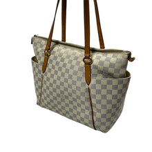 Load image into Gallery viewer, Louis Vuitton Totally MM Damier Azur Bag - O/S
