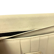 Load image into Gallery viewer, Gucci Guccissima Continental Horsebit Wallet - O/S
