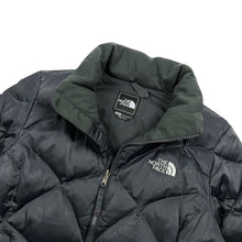 Load image into Gallery viewer, Women&#39;s The North Face 550 Series Down Filled Quilted Satin Puffer Jacket - Size M
