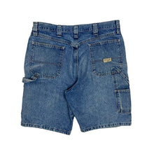 Load image into Gallery viewer, Wrangler Carpenter Shorts - Size 34&quot;
