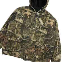 Load image into Gallery viewer, Mossy Oak Realtree Camo Insulated Jacket - Size L

