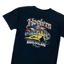 Load image into Gallery viewer, Hooters American Classic Tee - Size L/XL
