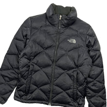 Load image into Gallery viewer, Women&#39;s The North Face 550 Series Down Filled Quilted Satin Puffer Jacket - Size M
