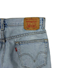 Load image into Gallery viewer, Levi&#39;s 505 Denim Shorts - Size 34&quot;
