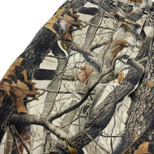 Load image into Gallery viewer, Progear By Wrangler Realtree Camo Insulated Hunting Pants - Size 36&quot;

