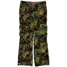 Load image into Gallery viewer, Women's Glo Corduroy Camo Pants - Size S
