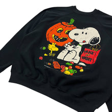 Load image into Gallery viewer, Snoopy Pumpkin Crewneck - Size L
