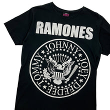 Load image into Gallery viewer, Ramones Presidential Seal Band Tee - Size XL
