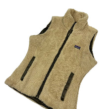 Load image into Gallery viewer, Women&#39;s Patagonia Reversible Deep Pile Fleece Vest - Size S

