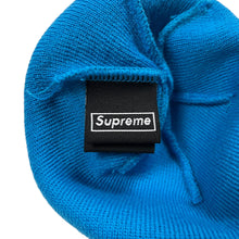 Load image into Gallery viewer, Supreme Box Logo New Era Beanie - O/S
