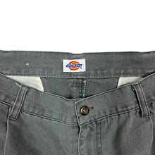 Load image into Gallery viewer, Dickies Cargo Shorts - Size XL
