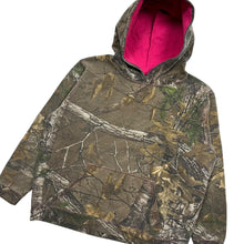 Load image into Gallery viewer, Women&#39;s Realtree Camo Contrast Stitched Hoodie - Size L
