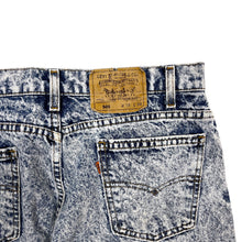 Load image into Gallery viewer, Levi's 505 Acid Wash Denim Jeans - Size 33"
