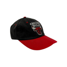 Load image into Gallery viewer, Chicago Bulls Starter Hat - Adjustable
