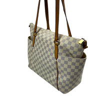Load image into Gallery viewer, Louis Vuitton Totally MM Damier Azur Bag - O/S
