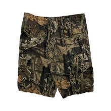 Load image into Gallery viewer, Mossy Oak Realtree Camo Cargo Shorts - Size 34&quot;
