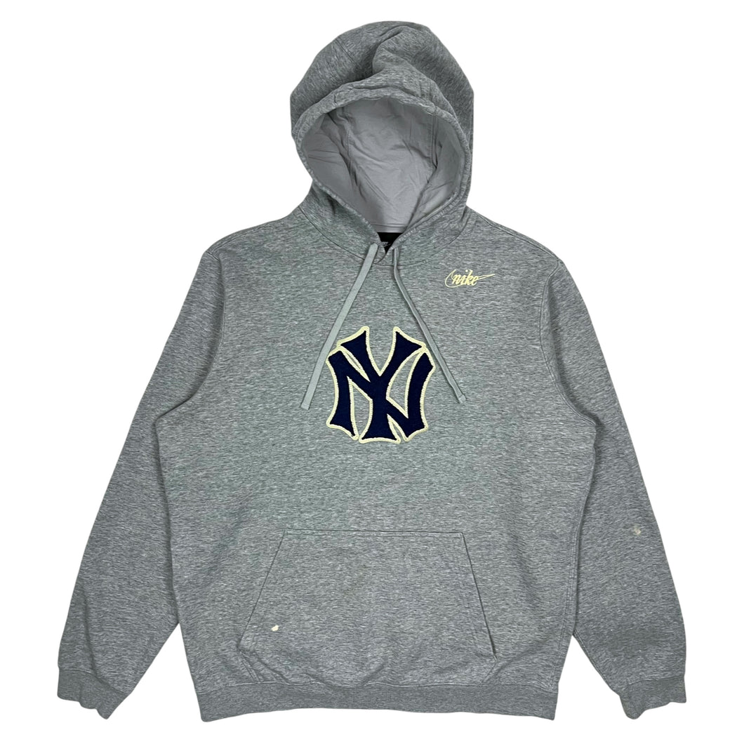 Nike New York Yankees Felt Embroidered Pull Over Hoodie - Size XL