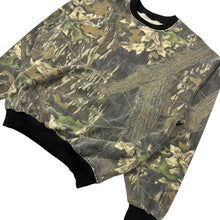Load image into Gallery viewer, Mossy Oak Camouflage Crewneck Sweatshirt - Size L
