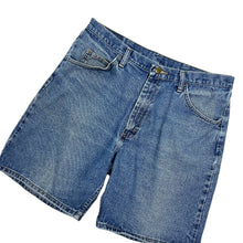 Load image into Gallery viewer, Wrangler Denim Shorts - Size 34&quot;
