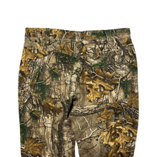 Load image into Gallery viewer, Realtree Camo Denim Jeans - Size 33&quot;
