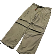 Load image into Gallery viewer, Abercrombie And Fitch Cargo Pants - Size 36" (confirm era)
