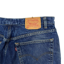 Load image into Gallery viewer, Levi’s 550 Denim Jeans - Size 36”

