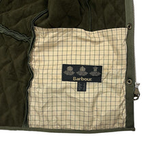 Load image into Gallery viewer, Women&#39;s Barbour Quilted Vest - Size M/L
