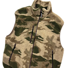 Load image into Gallery viewer, Cabelas Deep Pile Fleece Camo Vest - Size L
