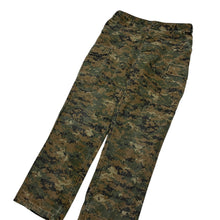 Load image into Gallery viewer, True Spec Digital Camo Cargo Pants - Size 34"
