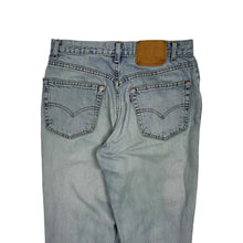 Load image into Gallery viewer, Distressed Levi&#39;s 550 Denim Jeans - Size 30&quot;
