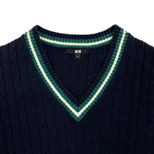 Load image into Gallery viewer, Uniqlo Sweater Vest - Size M
