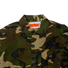Load image into Gallery viewer, Winchester Fire Arms Woodland Camo Civilian Hunting Jacket - Size M/L
