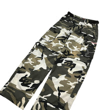Load image into Gallery viewer, Mecca Combat Zone Arctic Camo Cargo Pants - Size 32"
