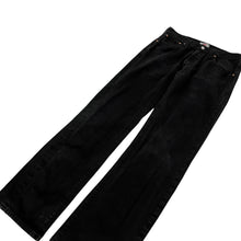 Load image into Gallery viewer, Levi's 501 Denim Jeans - Size 33"

