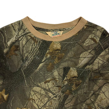 Load image into Gallery viewer, Redhead Realtree Hardwoods Perforated Two Tone Pocket Long Sleeve - Size L
