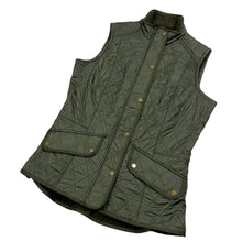 Load image into Gallery viewer, Women&#39;s Barbour Quilted Vest - Size M/L
