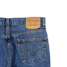 Load image into Gallery viewer, Levi&#39;s 505 Denim Shorts - Size 32&quot;
