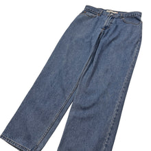 Load image into Gallery viewer, Levi's 560 Denim Jeans - Size 34"
