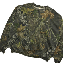 Load image into Gallery viewer, Fieldstaff Realtree Camo Distressed Crewneck Sweatshirt - Size XL
