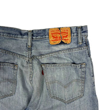 Load image into Gallery viewer, Levi&#39;s 569 Denim Shorts - Size 32&quot;
