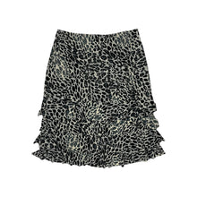 Load image into Gallery viewer, Women&#39;s Grayscale Cheetah Print Ruffled Skirt - Size M
