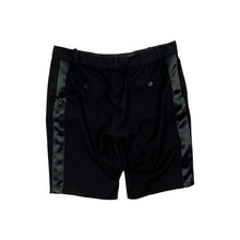 Load image into Gallery viewer, Women's Twill Tuxedo Shorts - Size L
