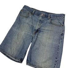 Load image into Gallery viewer, Levi&#39;s 550 Denim Shorts - Size 36&quot;
