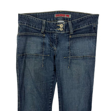 Load image into Gallery viewer, Women&#39;s Parasuco Low Rise Flared Denim Jeans - Size M
