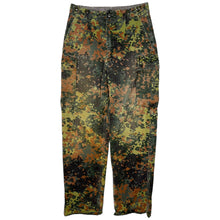 Load image into Gallery viewer, German Military Issued Camo Cargo Trousers - Size 30"
