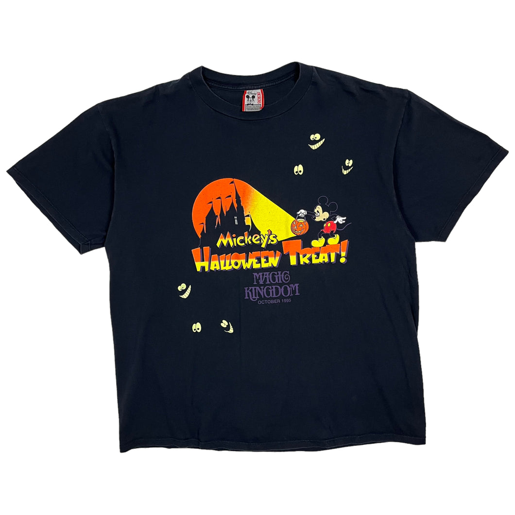 1995 Mickey's Halloween Treat Magic Kingdom Tee - Size XL